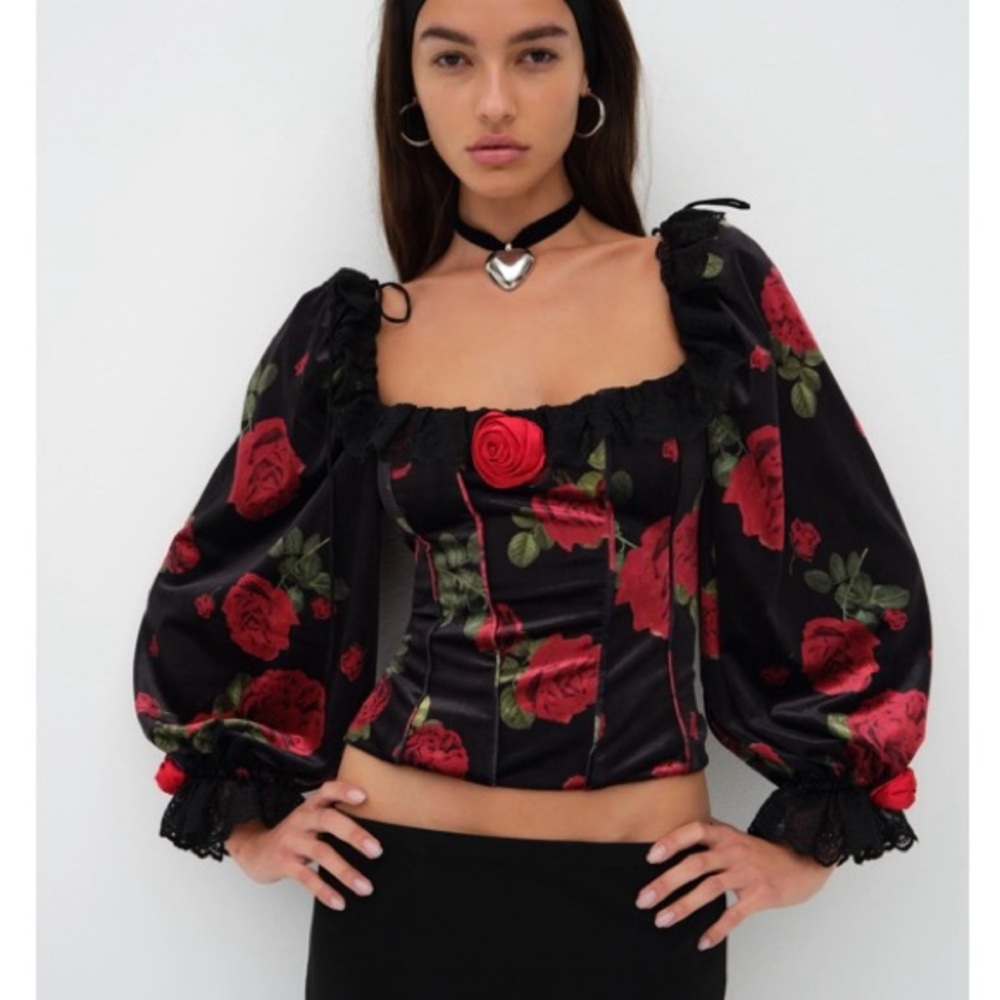 For Love of Lemons Yara Women’s Top Black with Red Roses Puff Long Sleeve